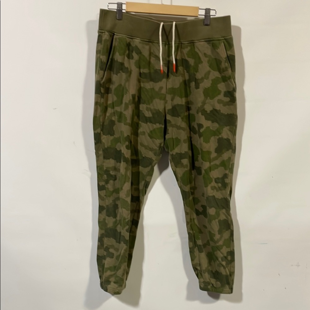 Poler Men's fleece Camouflage Jogger Pants